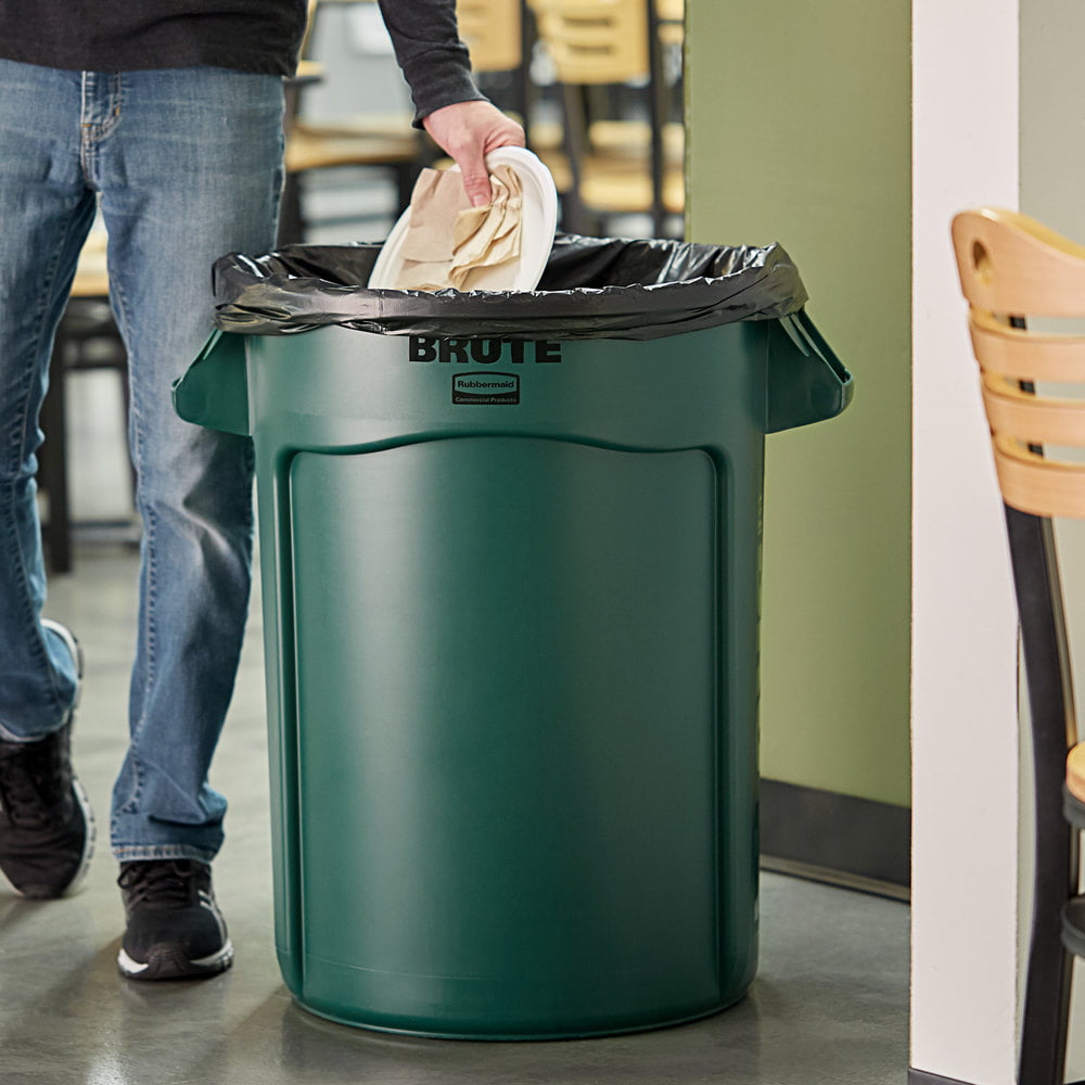 BRUTE 32 Gallon Green Round Trash Can