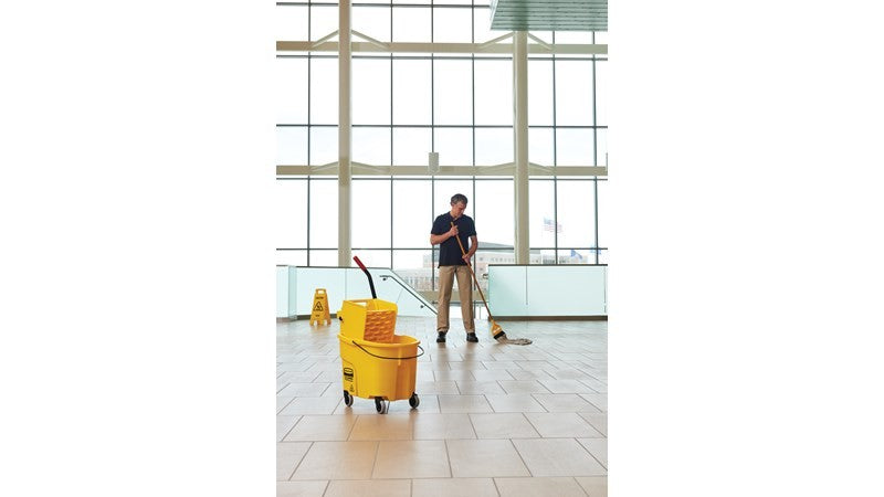 WAVEBRAKE® 35 QT SIDE PRESS BUCKET AND WRINGER, YELLOW