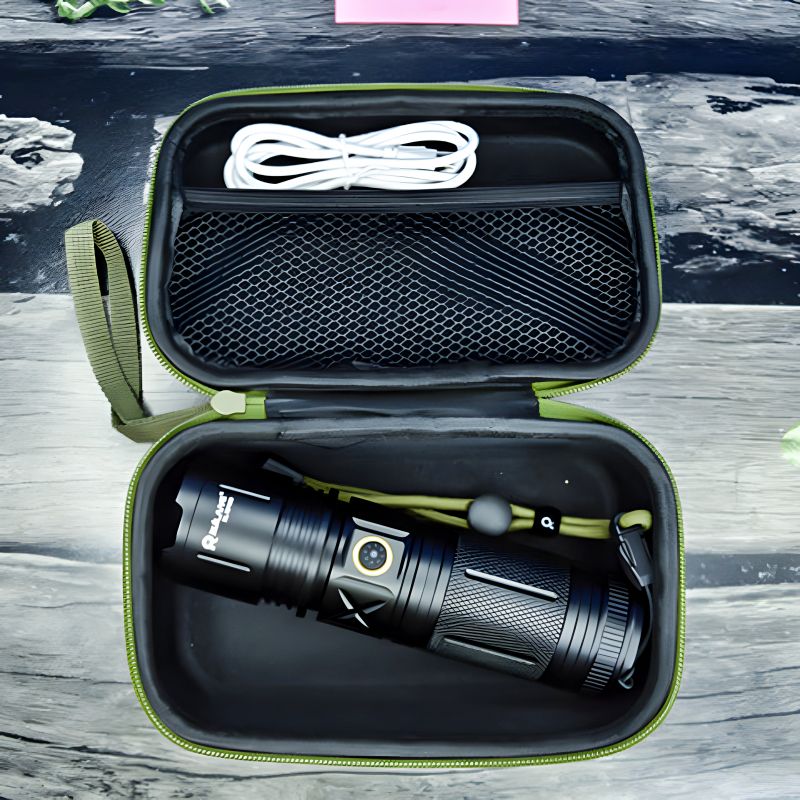 Ruilang RL-W409 High Power Telescopic Rechargeable Super P90 FlashLight