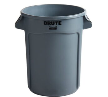 BRUTE 32 Gallon Gray Round Trash Can with Lid